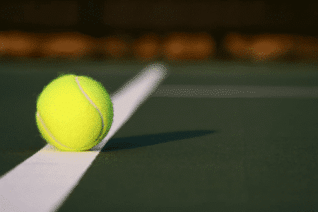 De ce sunt mingiile de tenis pufoase?